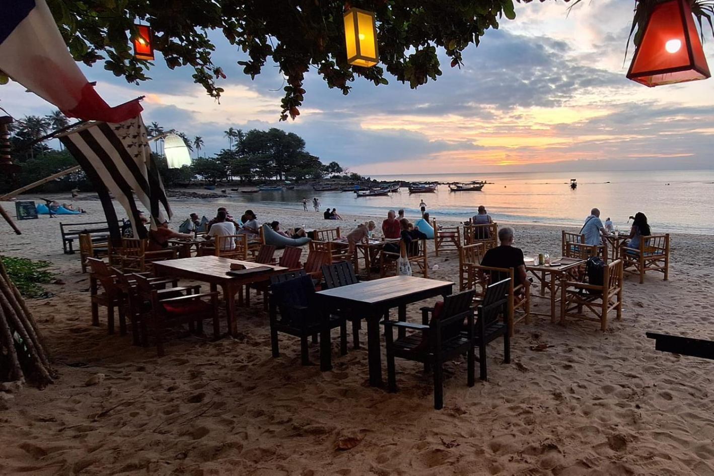 Breizh Cape Beach Bungalows Koh Lanta Bagian luar foto