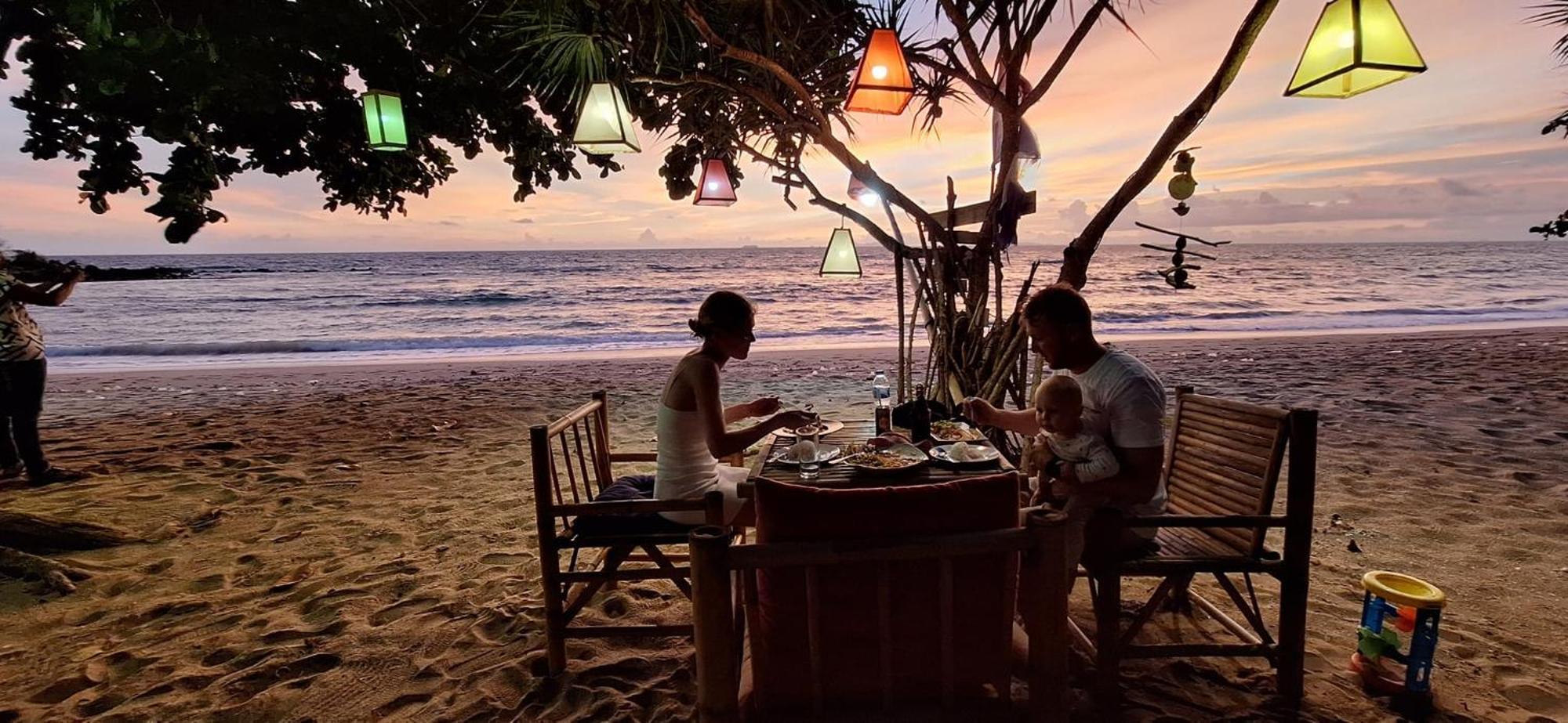 Breizh Cape Beach Bungalows Koh Lanta Bagian luar foto