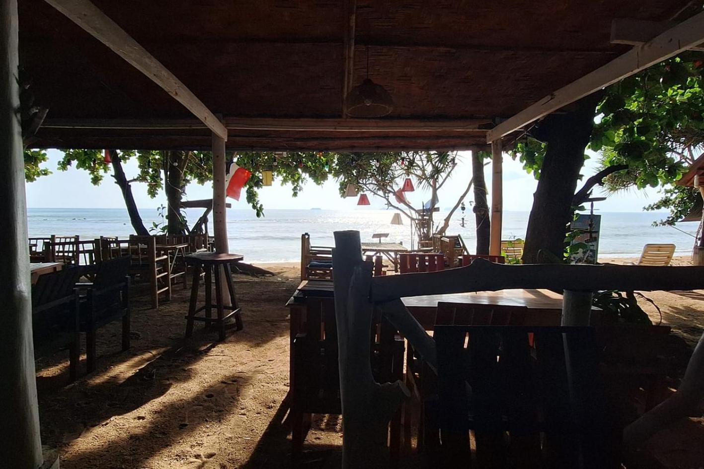 Breizh Cape Beach Bungalows Koh Lanta Bagian luar foto